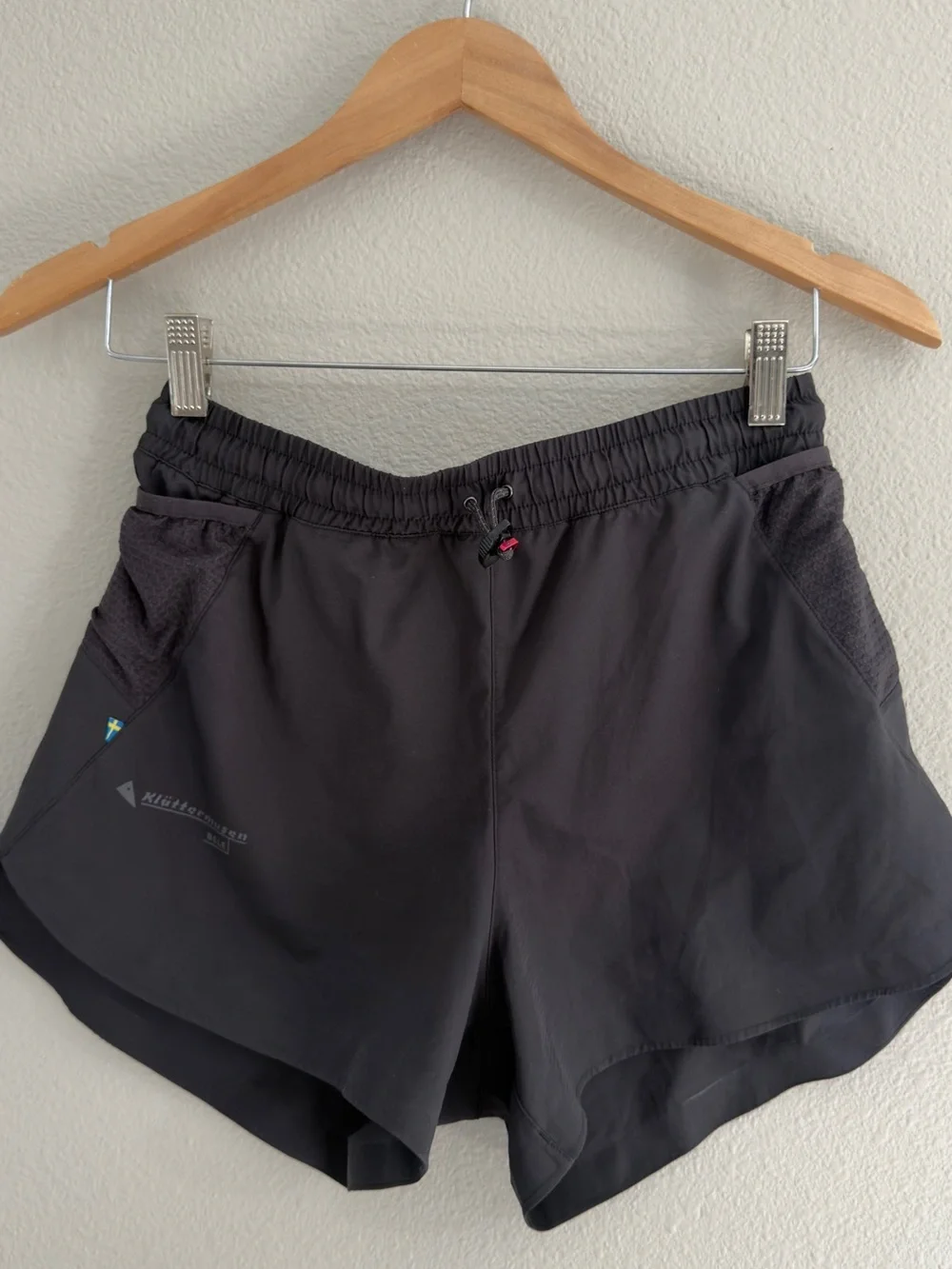 Klättermusen Bele Drawstring Shorts Black Size S